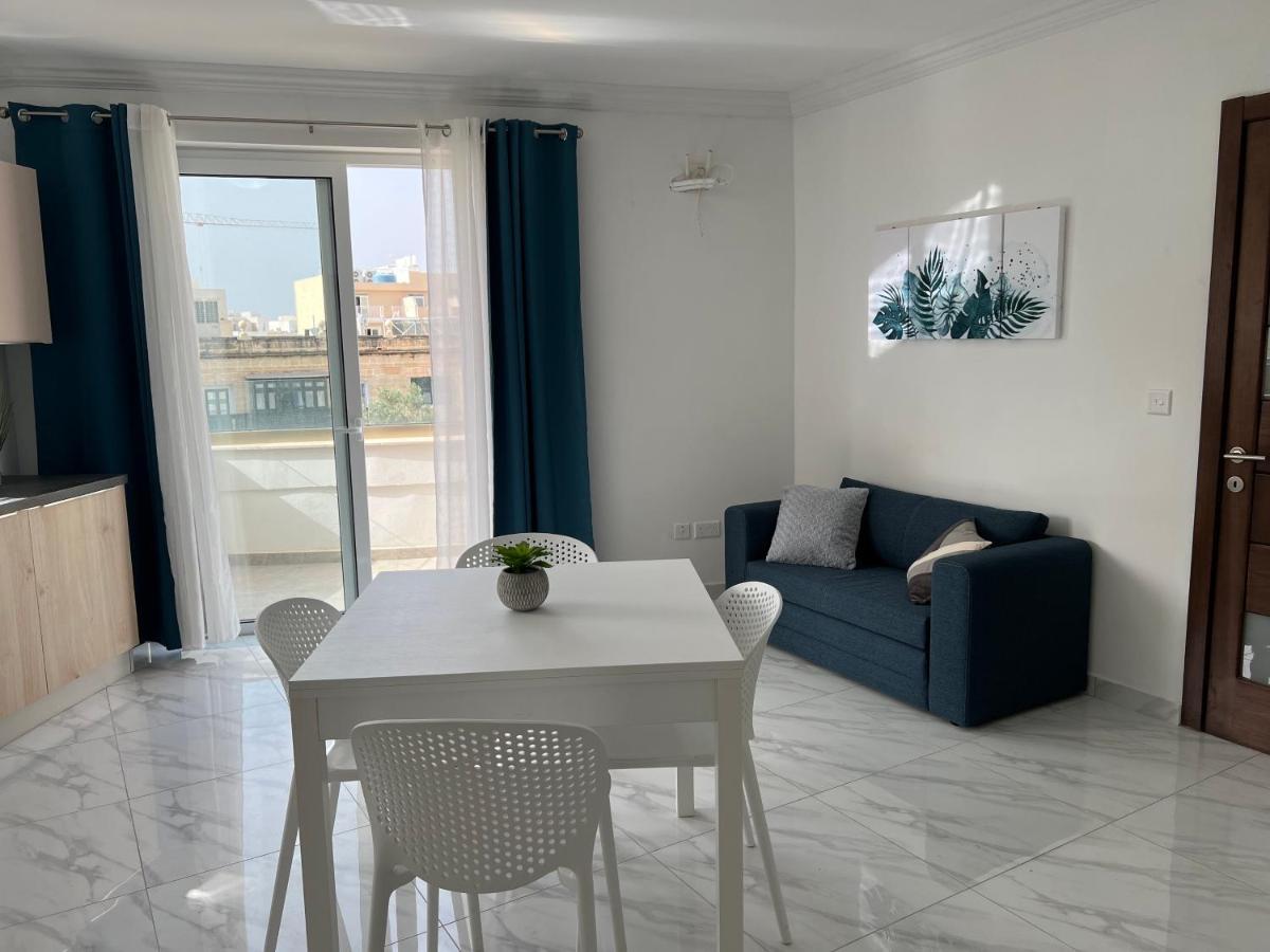 Condo With Patio Overlooking Piazza Gzira Eksteriør billede
